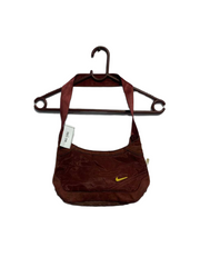 BG-586 ( Brand: NIKE )