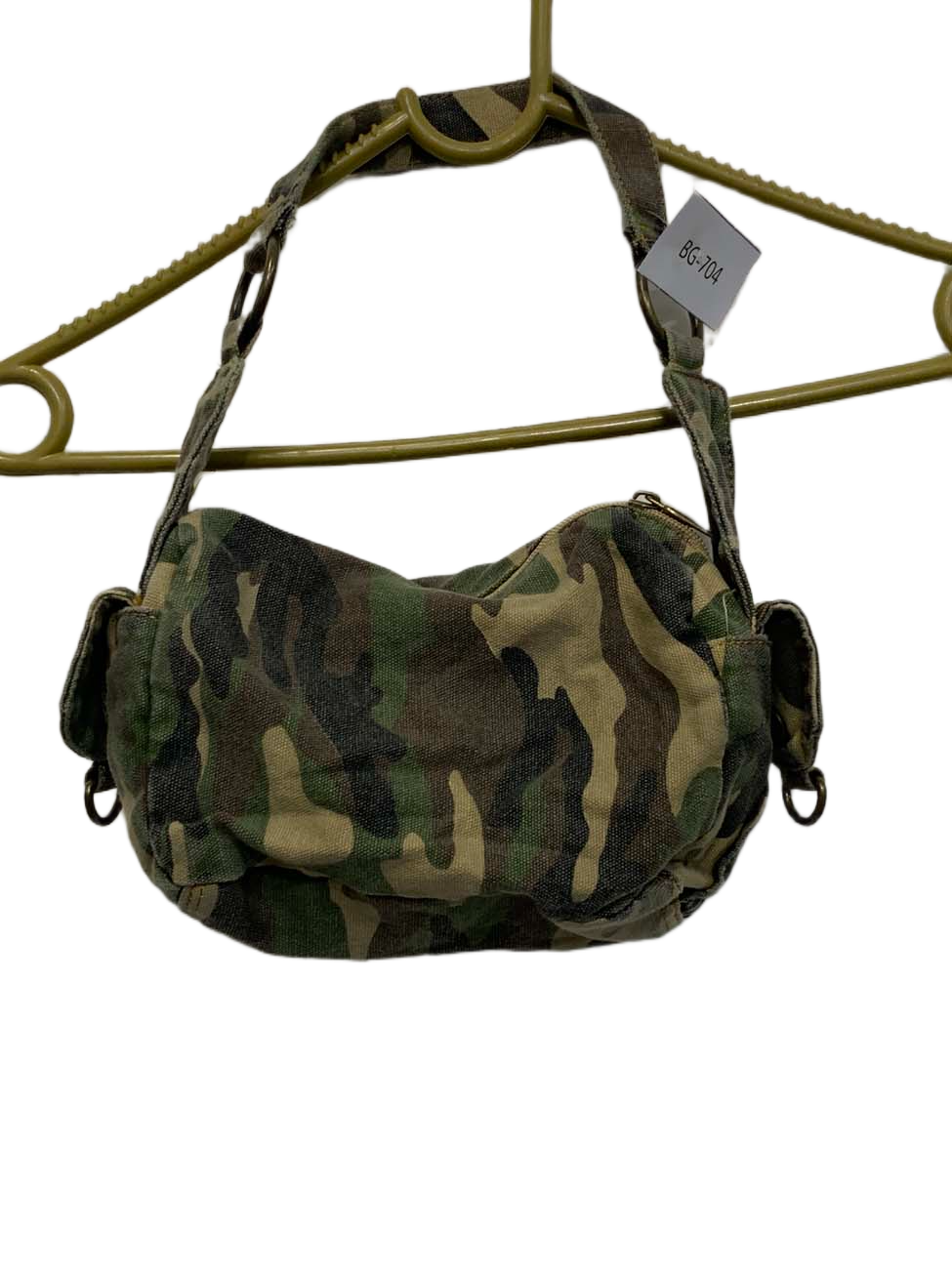 BG-704