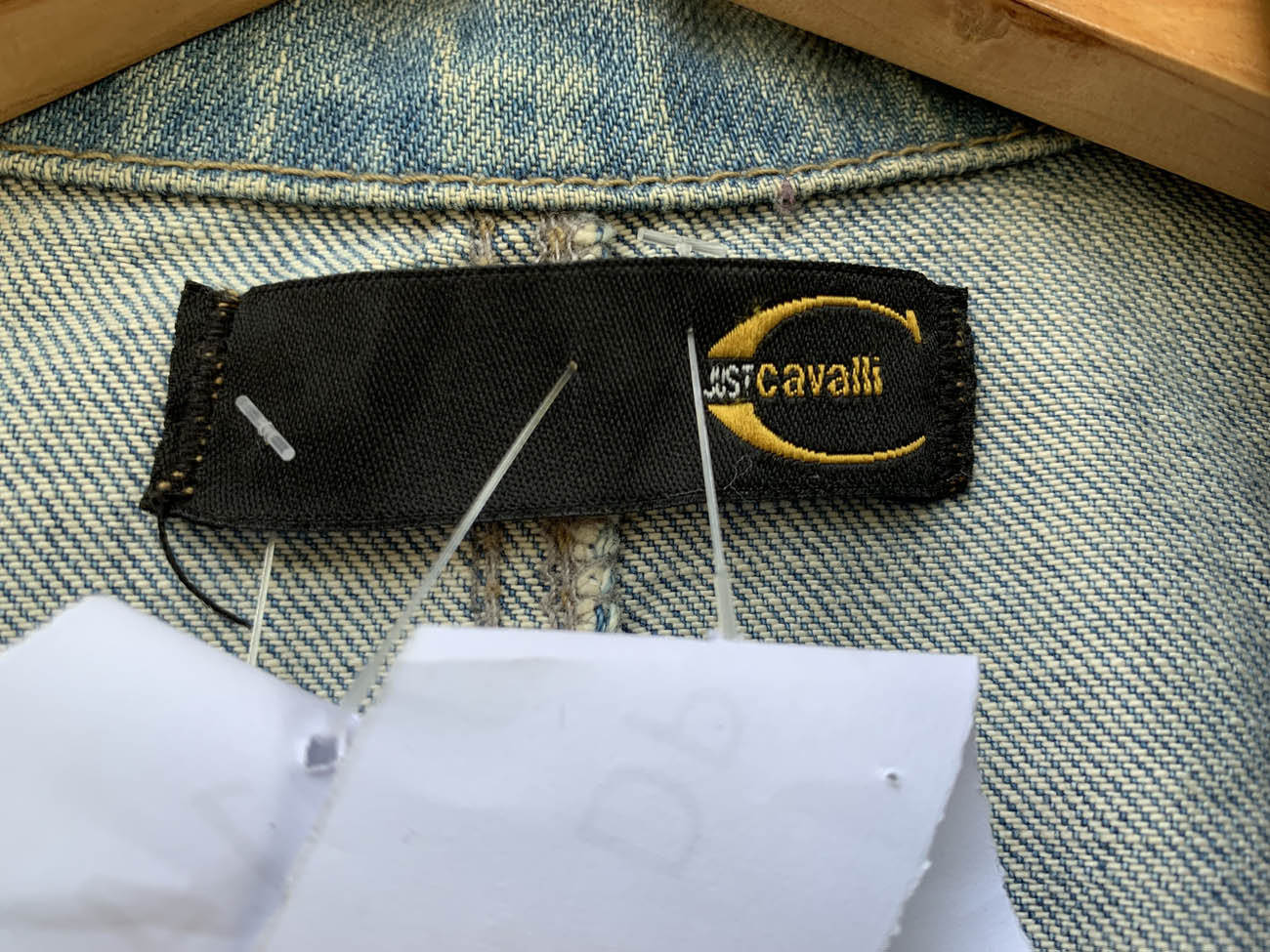 DE-014 ( Brand: JUST CAVALLI )
