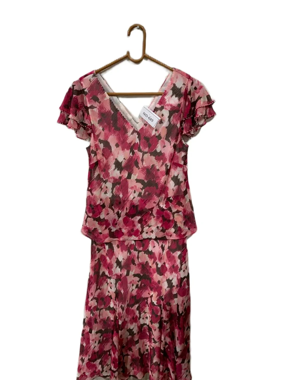NID-689 ( Brand: CC PETITE )