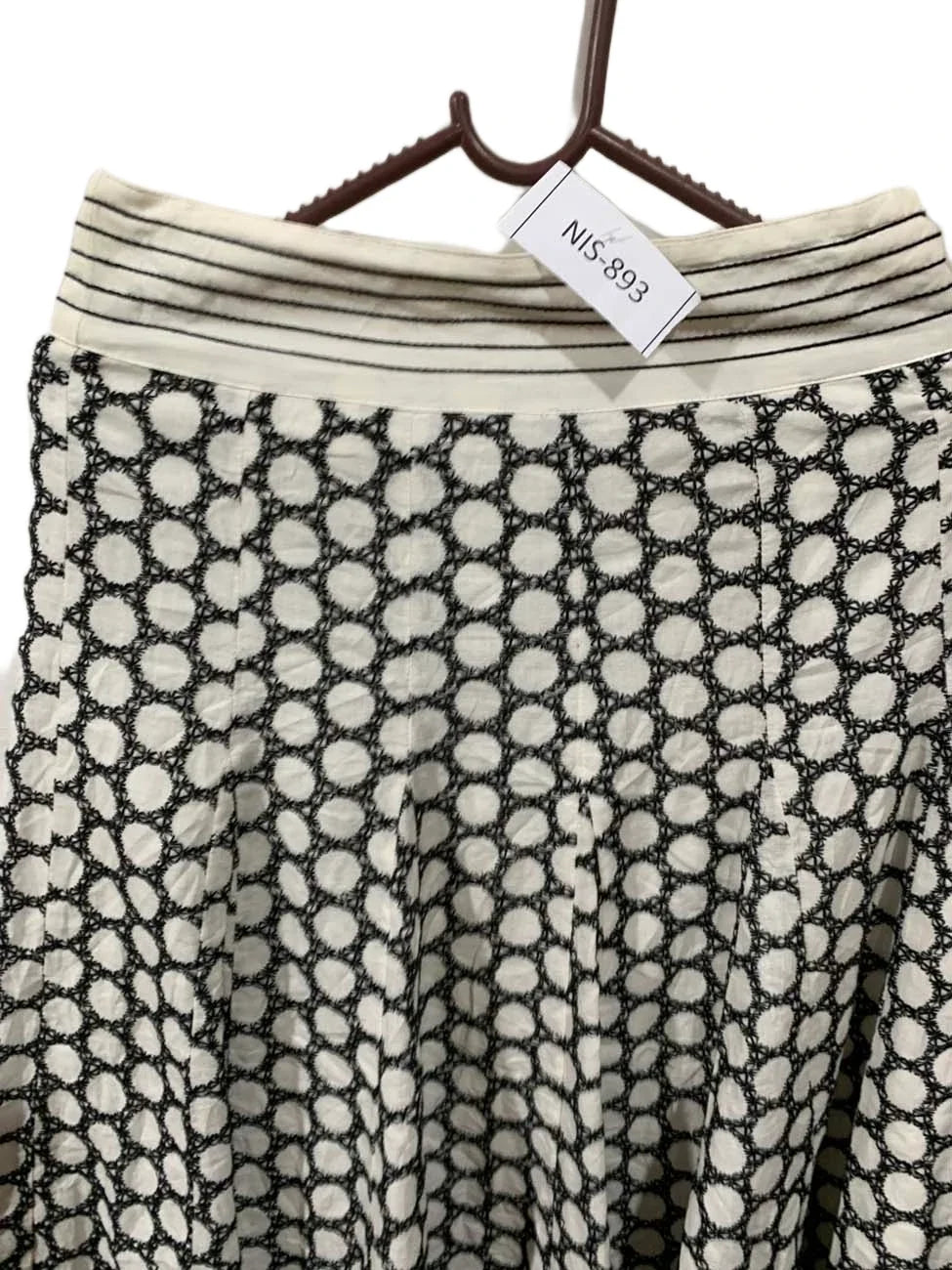 NIS-893 ( Brand: PETITE COLLECTION )