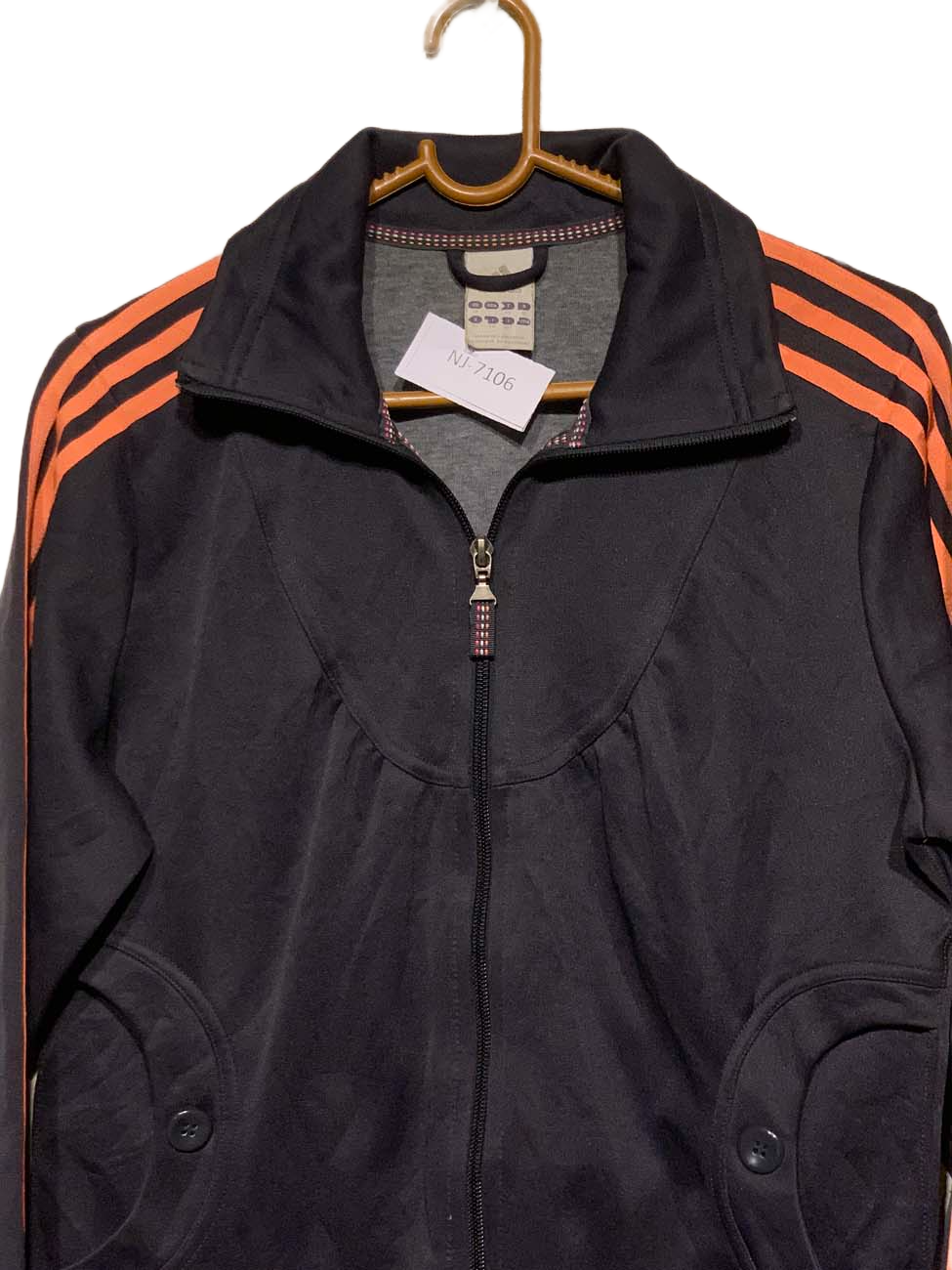 NJ-7106 ( Brand: ADIDAS )