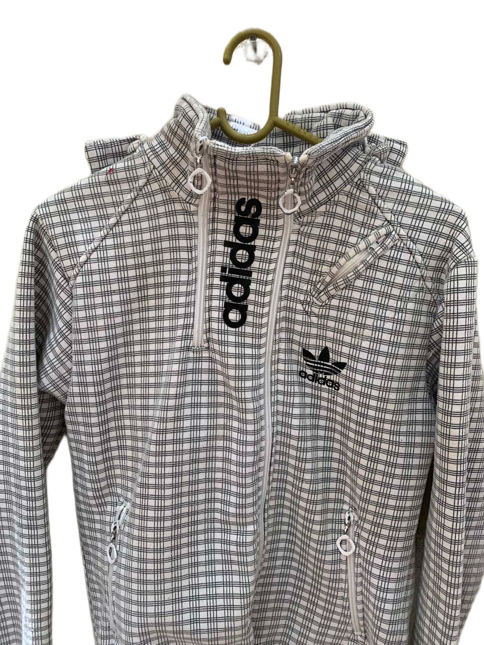 NJ-7451 ( Brand: ADIDAS )