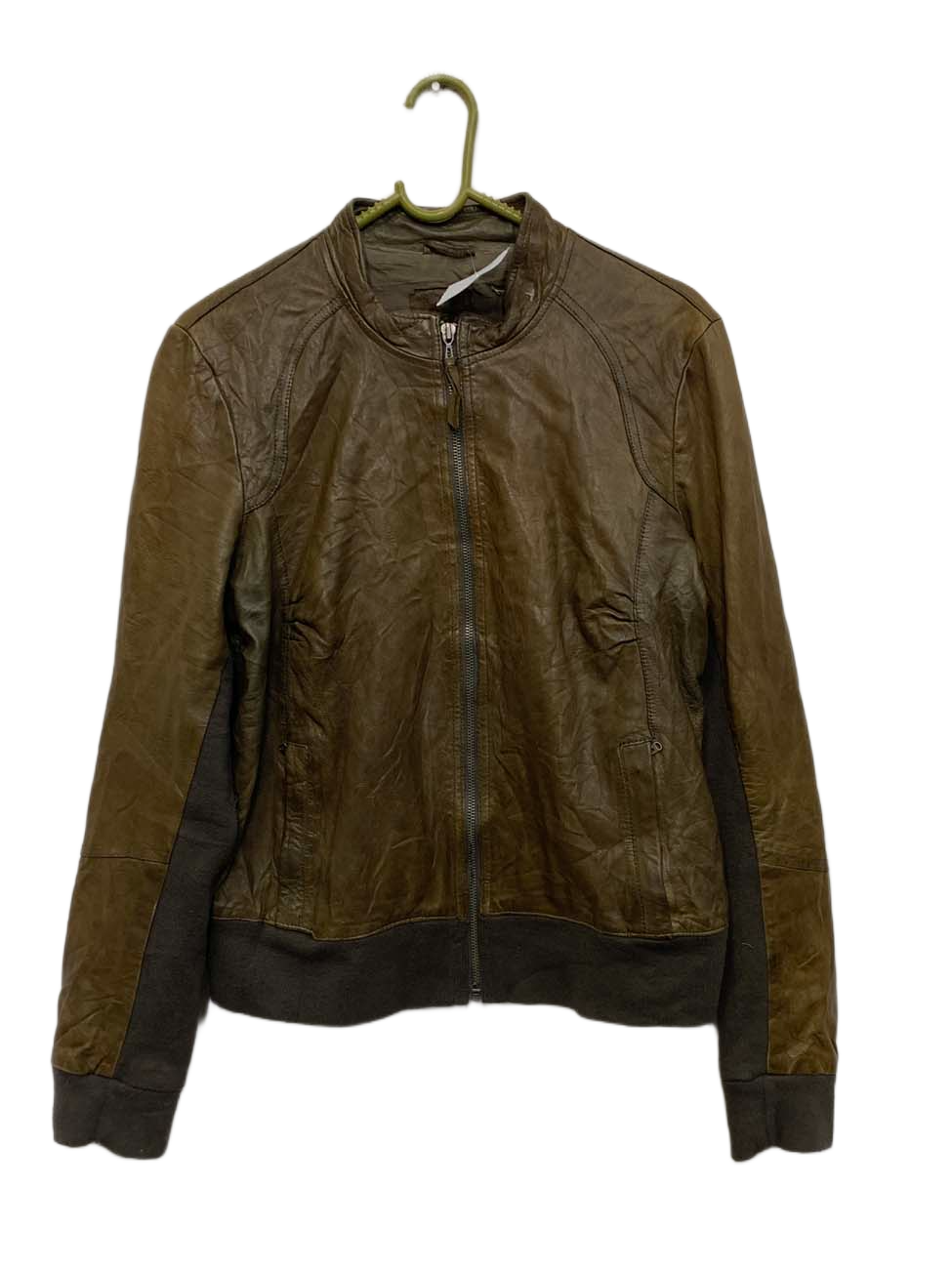 NJ-8420 ( Brand: GAP )