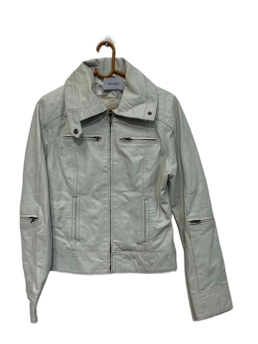 NJ-8421 ( Brand: 1P )