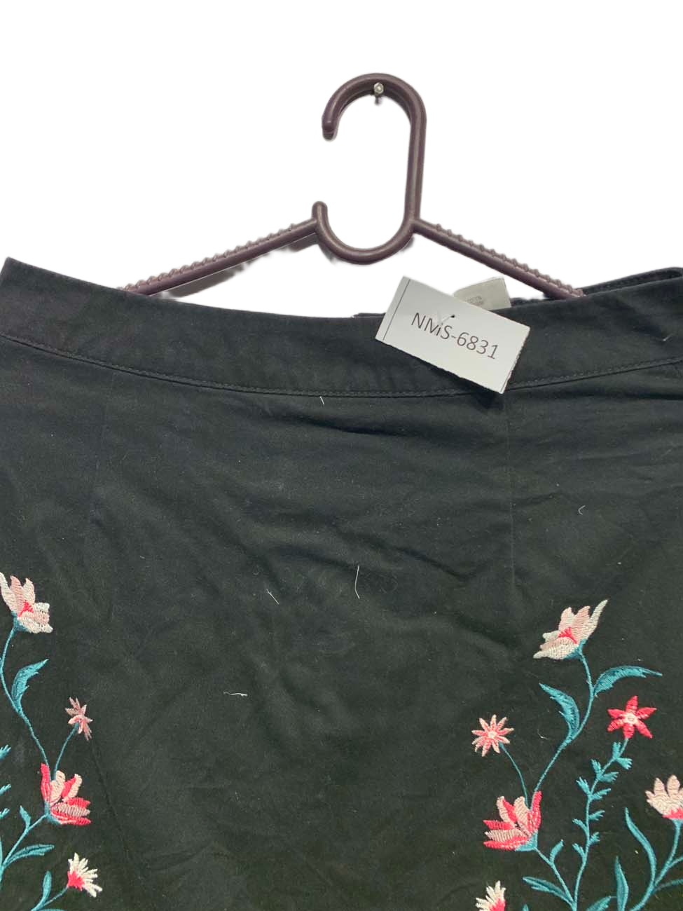 NMS-6831 ( Brand: CLOTHING )