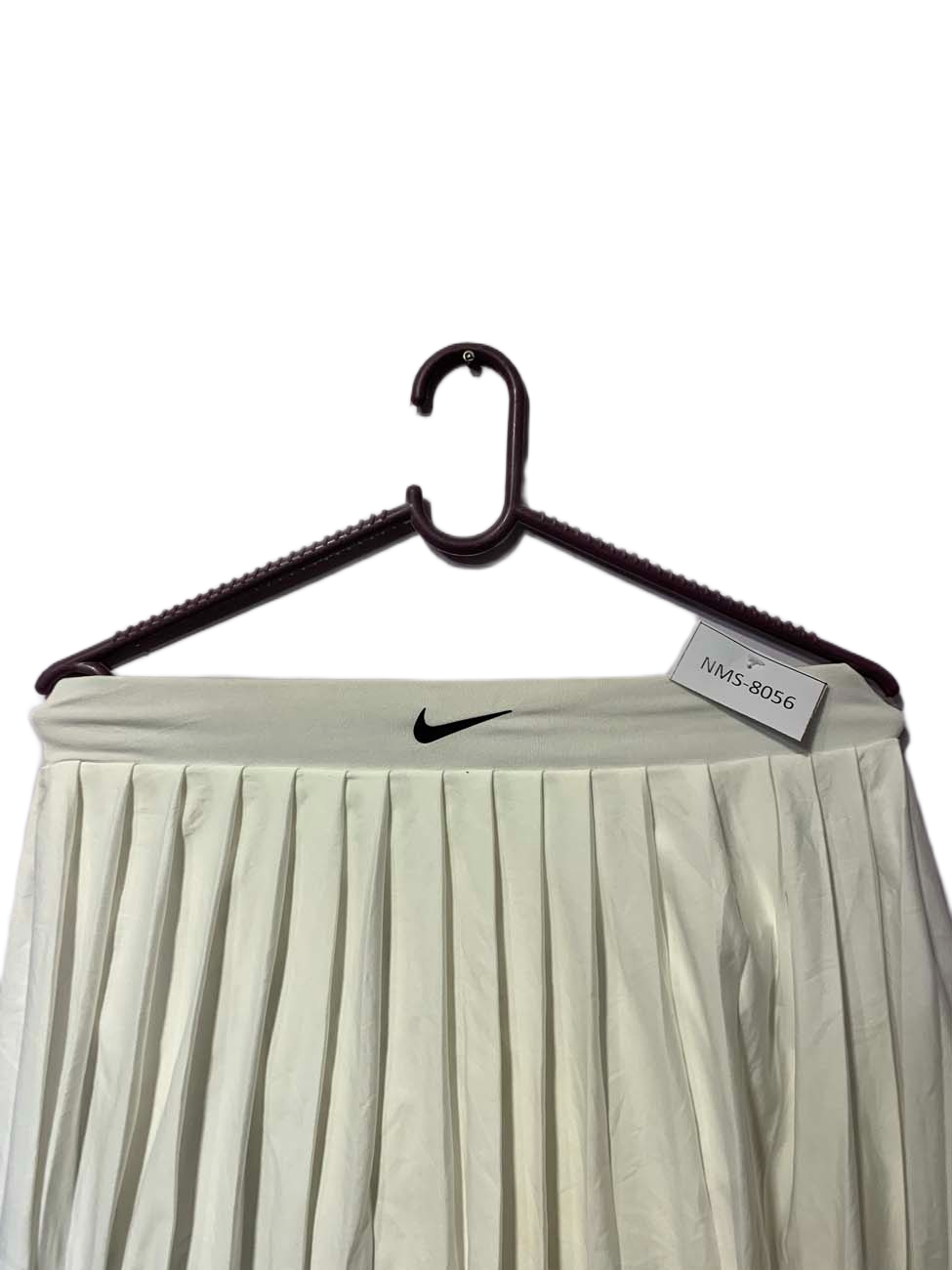 NMS-8056 ( Brand:  NIKE )