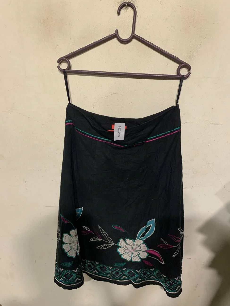 NS-17098 ( Brand: MONSOON )