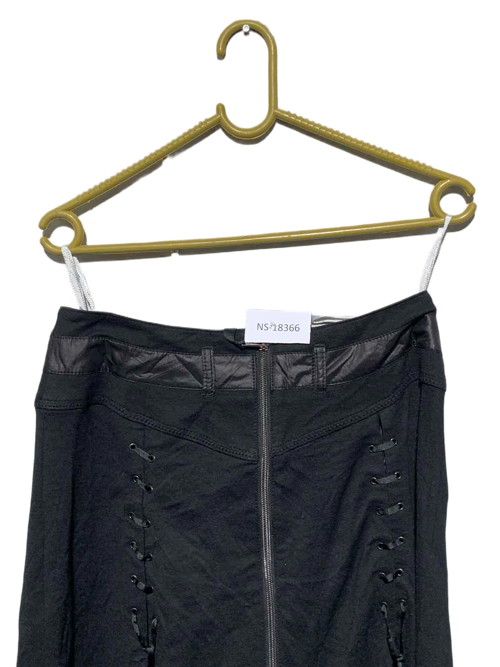 NS-18366 ( Brand: TUZZI )