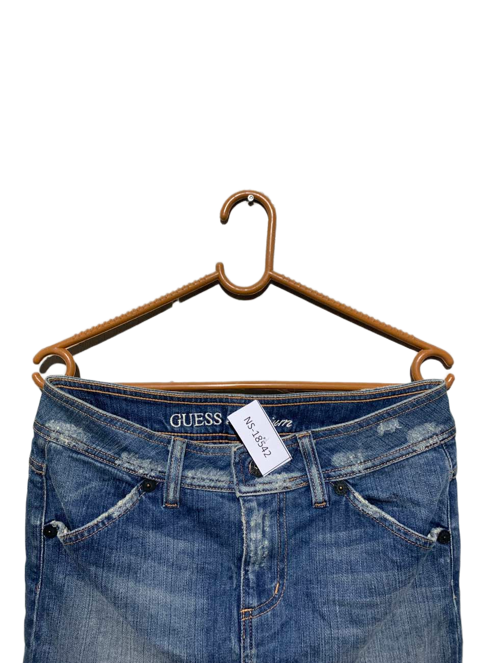 NS-18542 ( Brand: GUESS )