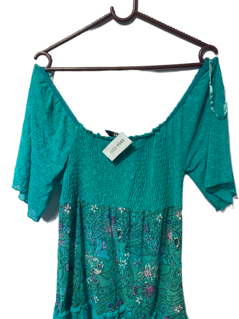 NSD-9949 ( Brand: COLOURS OF THE WORLD )