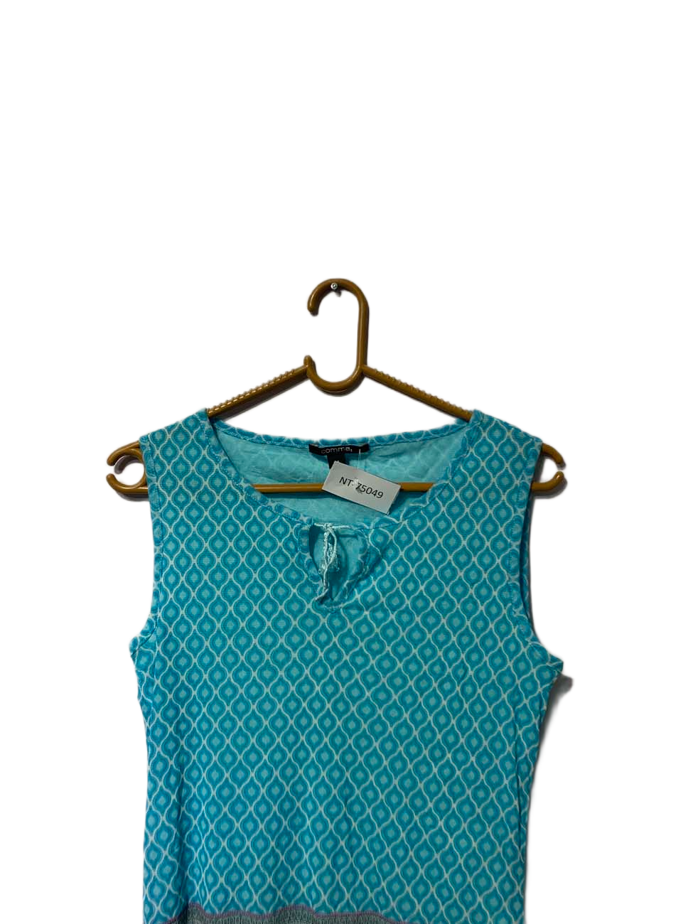 NT-75049 ( Brand:  COMMA )