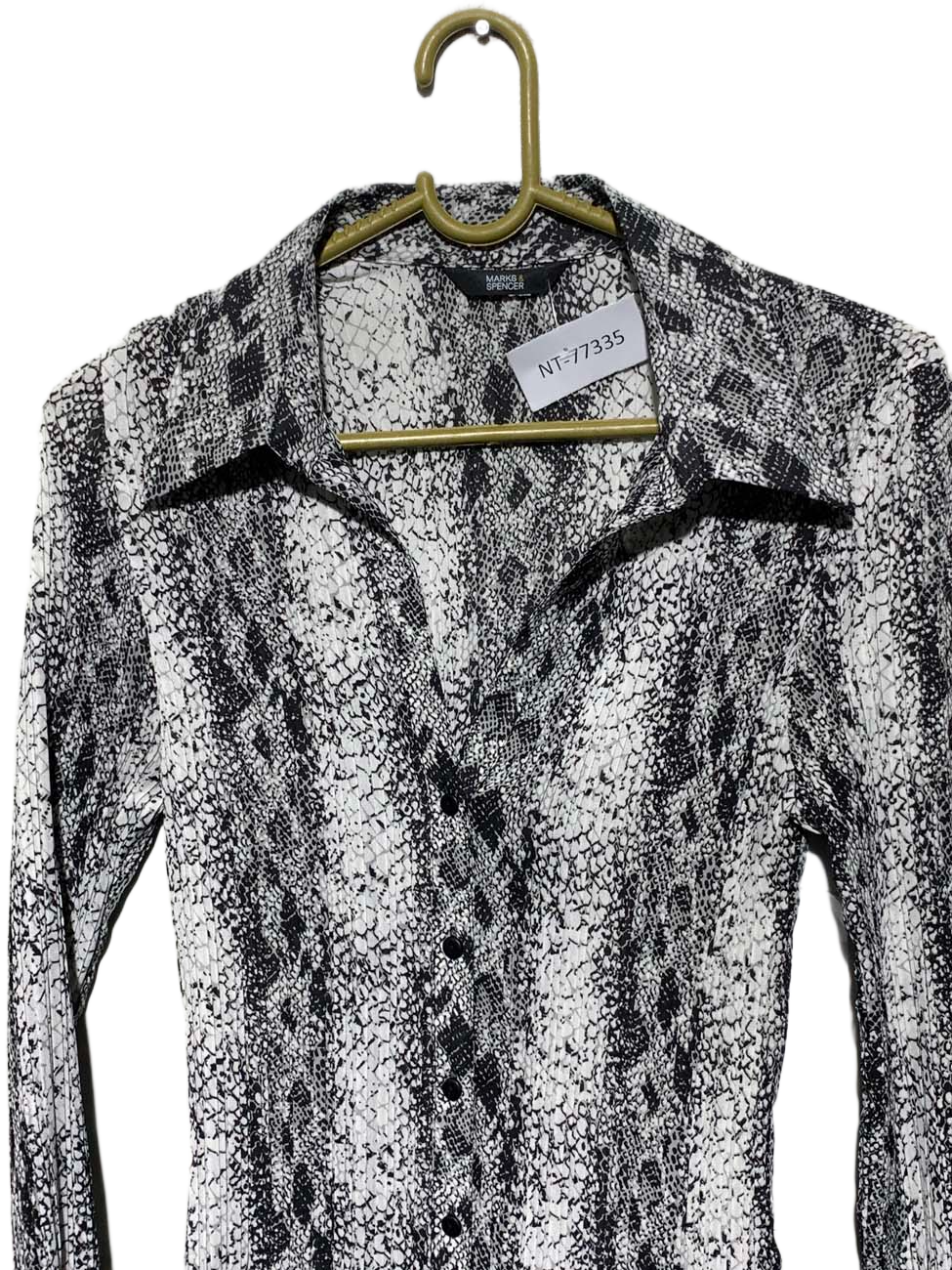 NT-77335 ( Brand:  MARK & SPENCER )