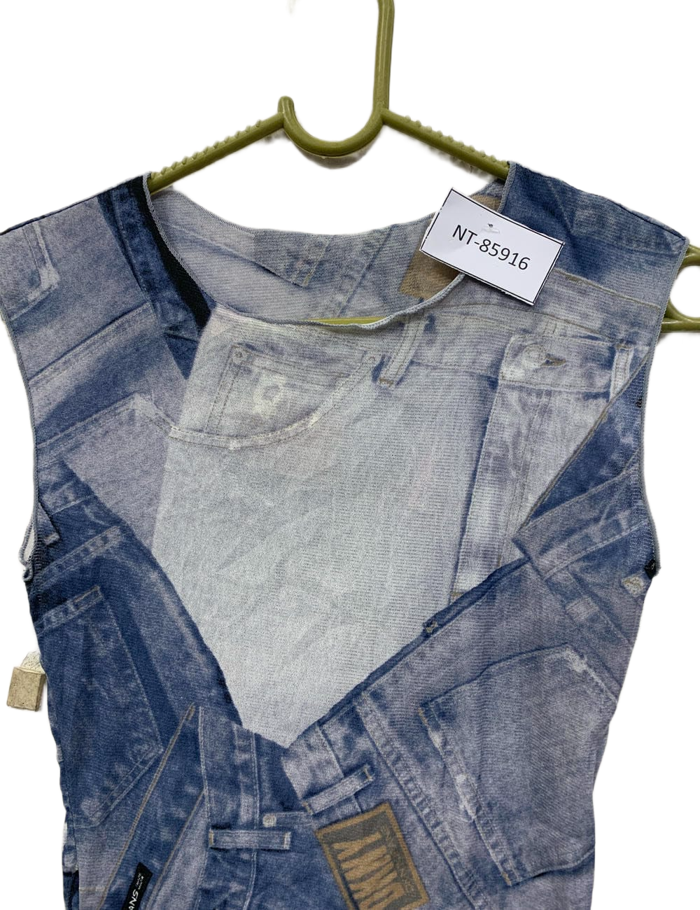 NT-85916 ( Brand: DKNY JEANS )
