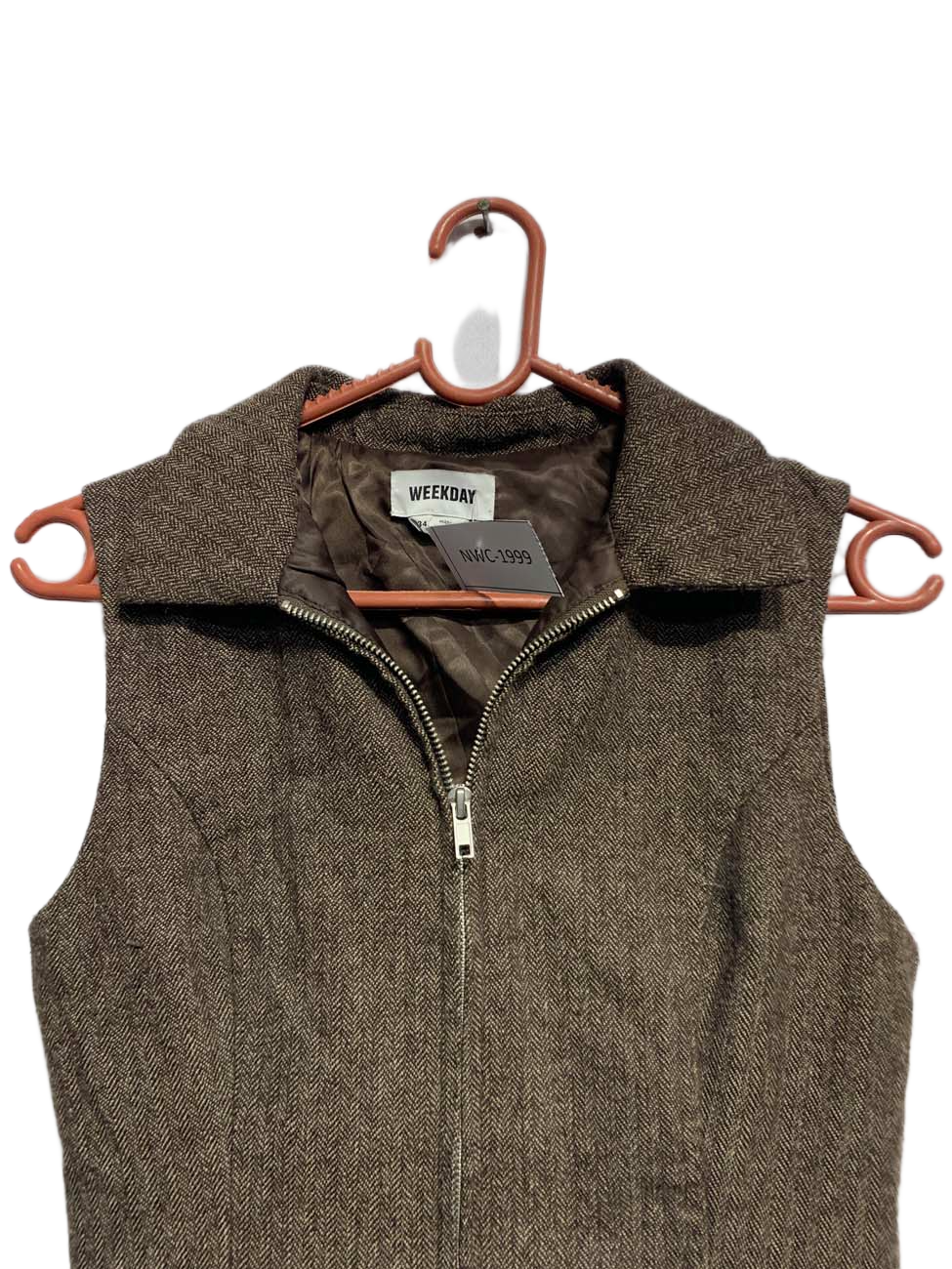 NWC-1999 ( Brand: WEEK DAY )