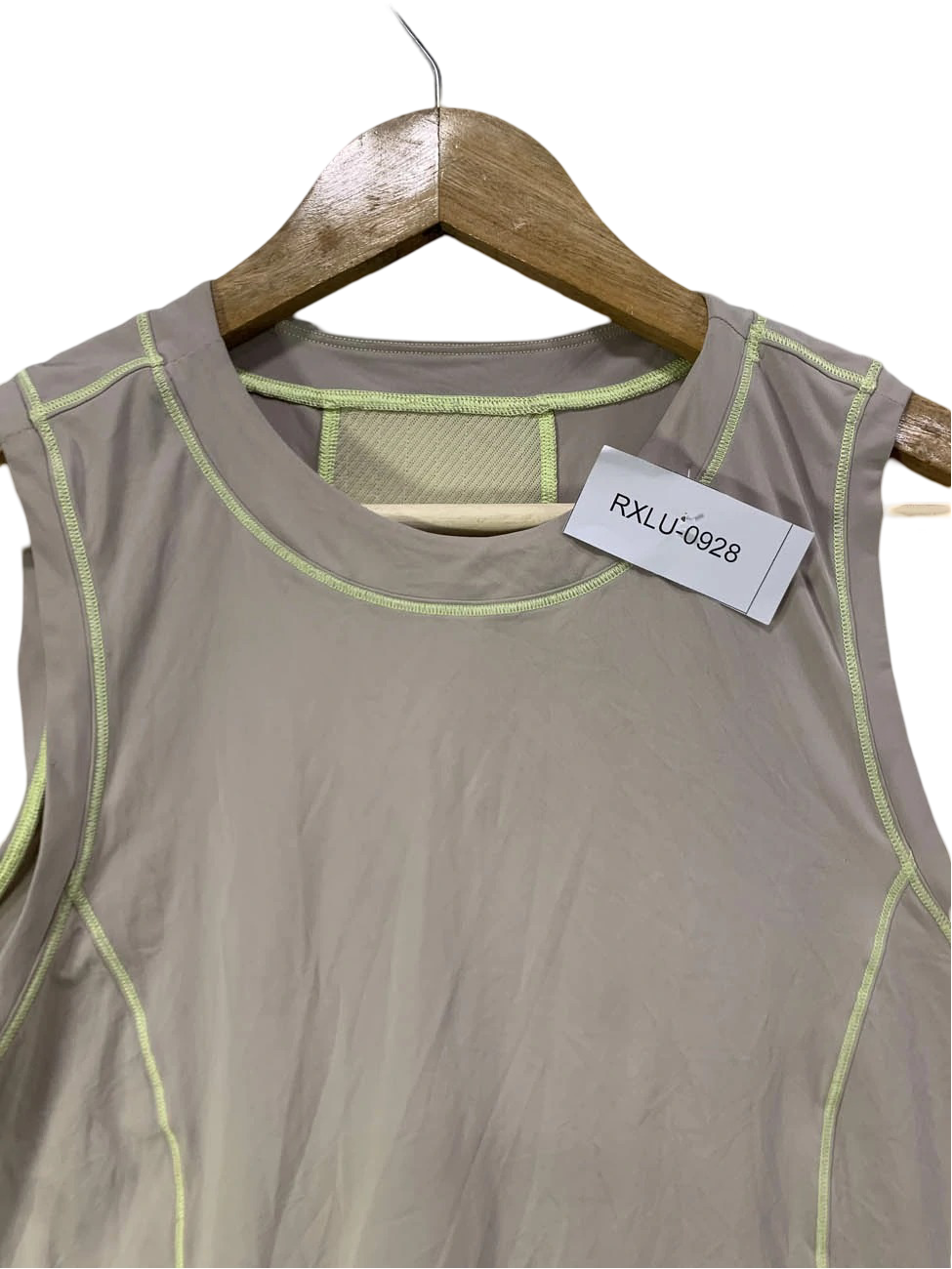 RXLU-0928 ( Brand: LULU LEMON )