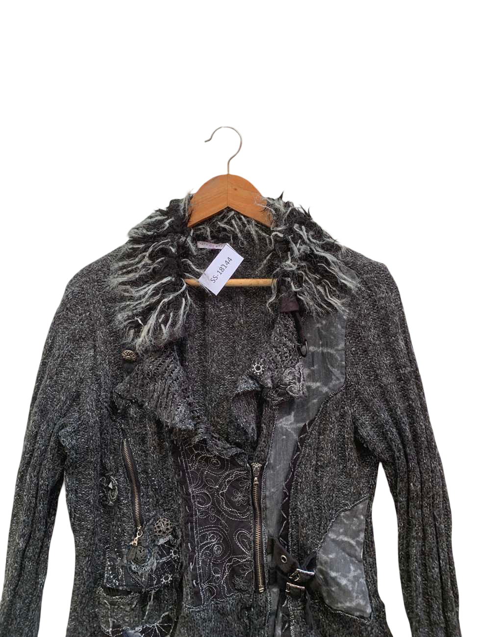 SS-18144 (Brand: PATRICE BREAL)