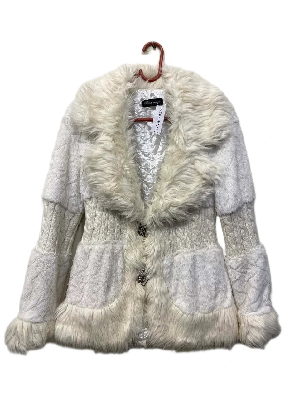 UNAC-428 ( Brand: BLUE MAGIE )