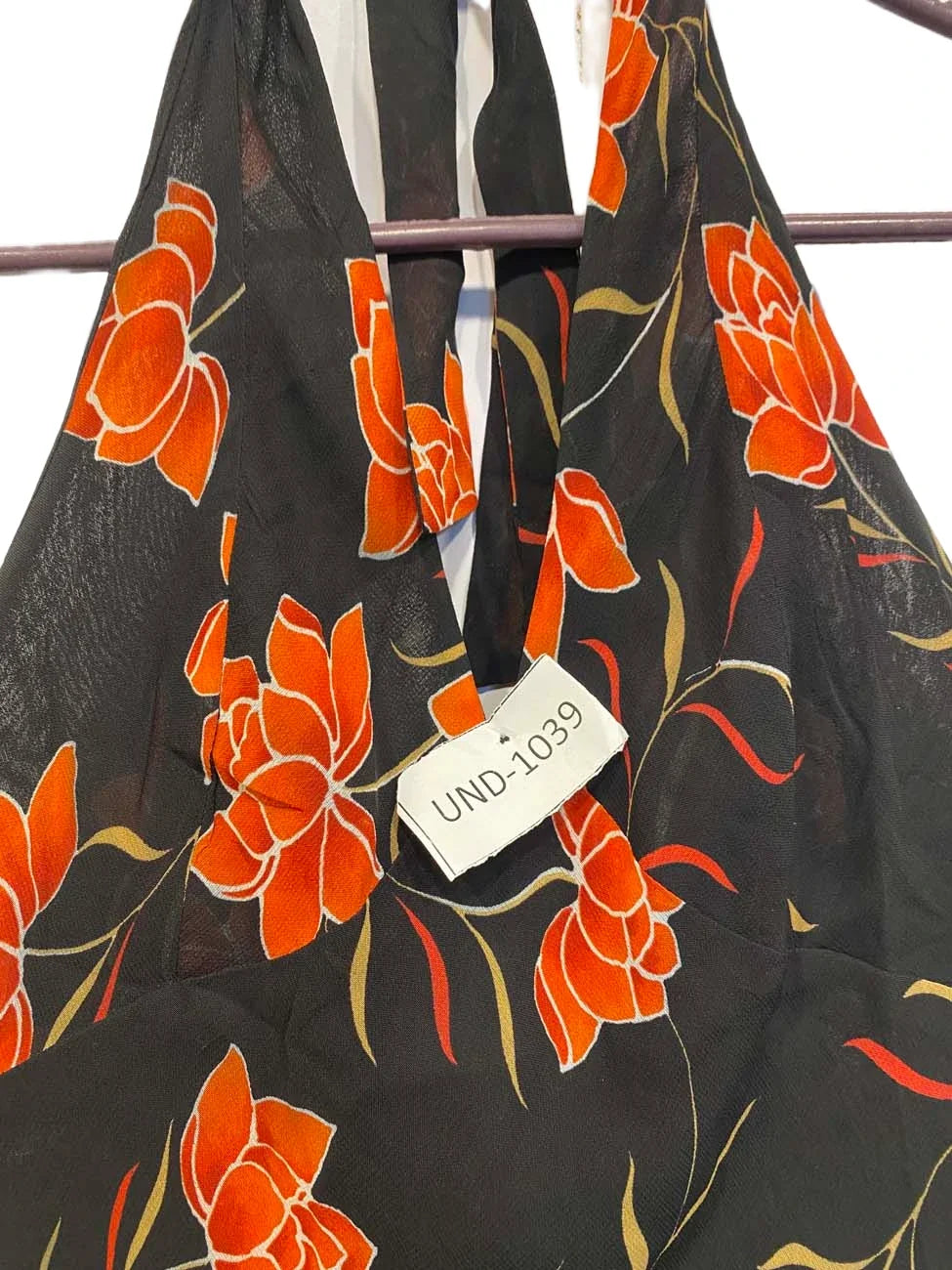 UND-1039 ( Brand: LA ROSE )