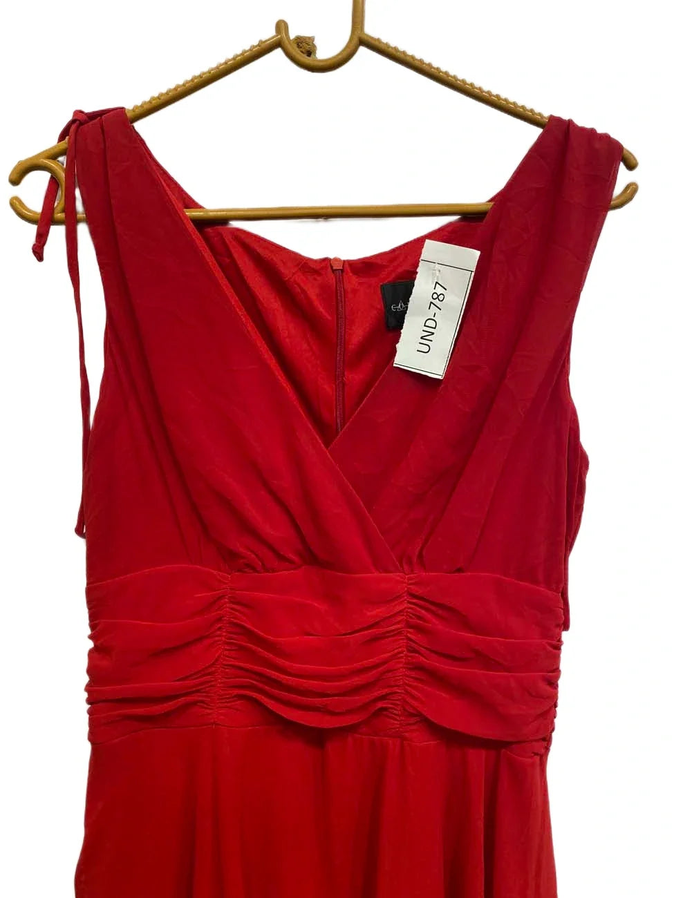 UND-787 ( Brand: CONNECTED APPAREL )