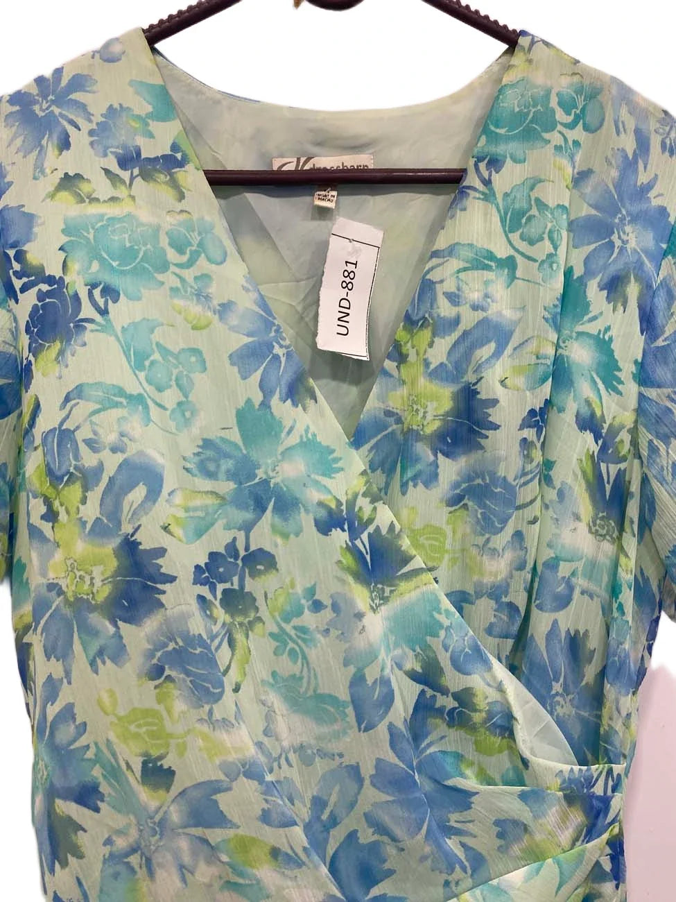 UND-881 ( Brand: DRESSBARN )
