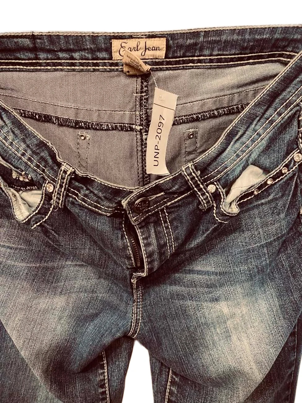 UNP-2097 ( Brand: EARL JEANS )