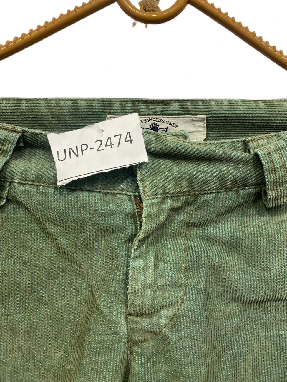 UNP-2474 ( Brand: FORNARINA )