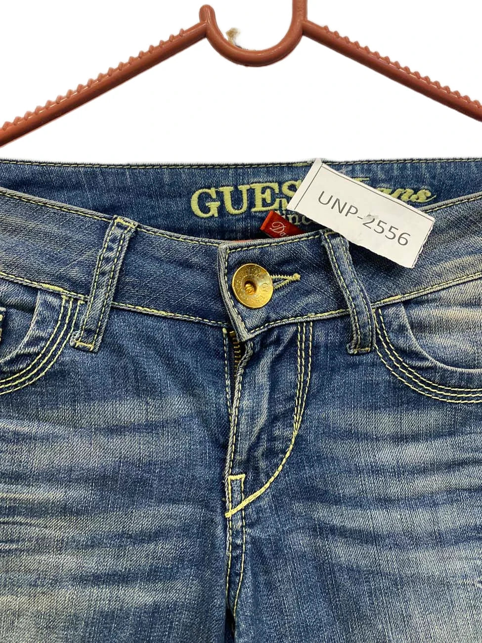 UNP-2556 ( Brand: GUESS JEANS )