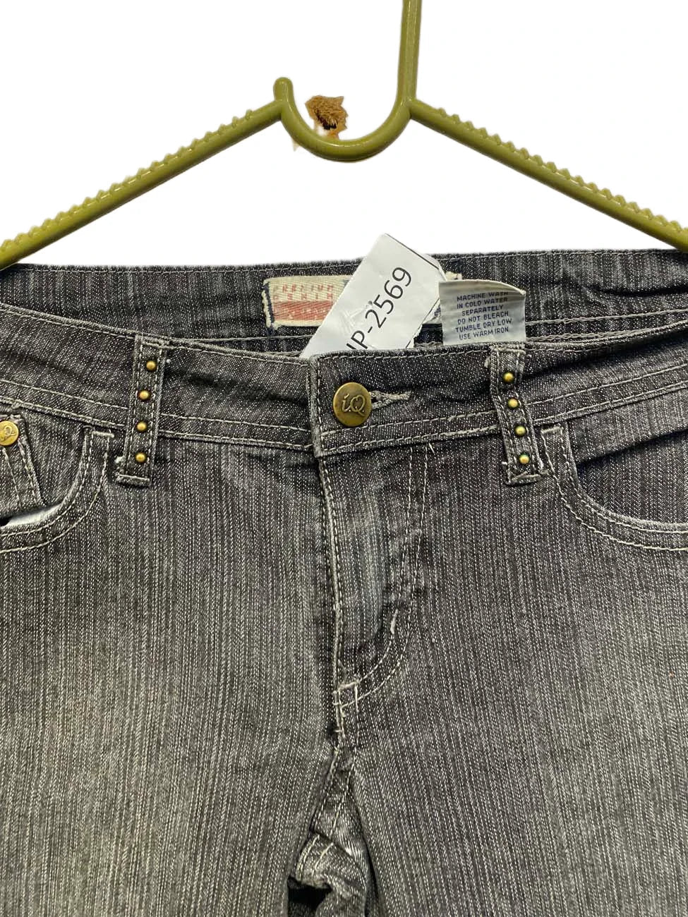 UNP-2569 ( Brand: I Q )