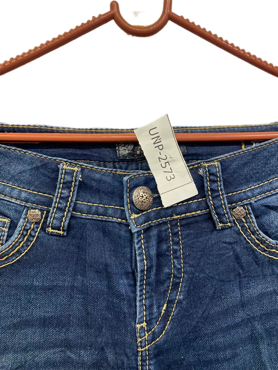 UNP-2573 ( Brand: SILVER JEANS )