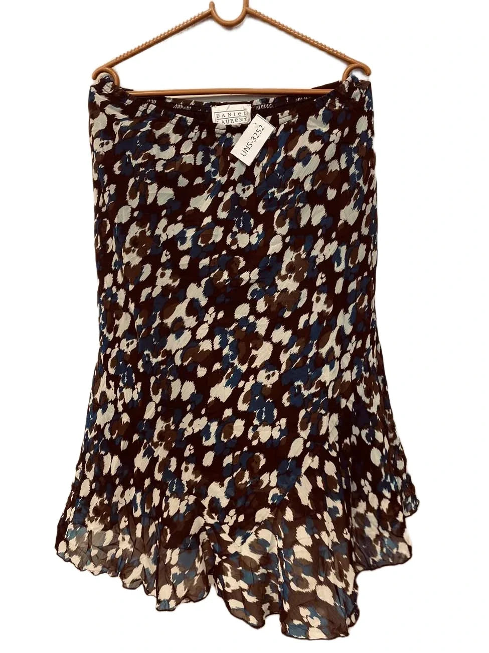 UNS-3252 ( Brand: DANIEL LAURENT )