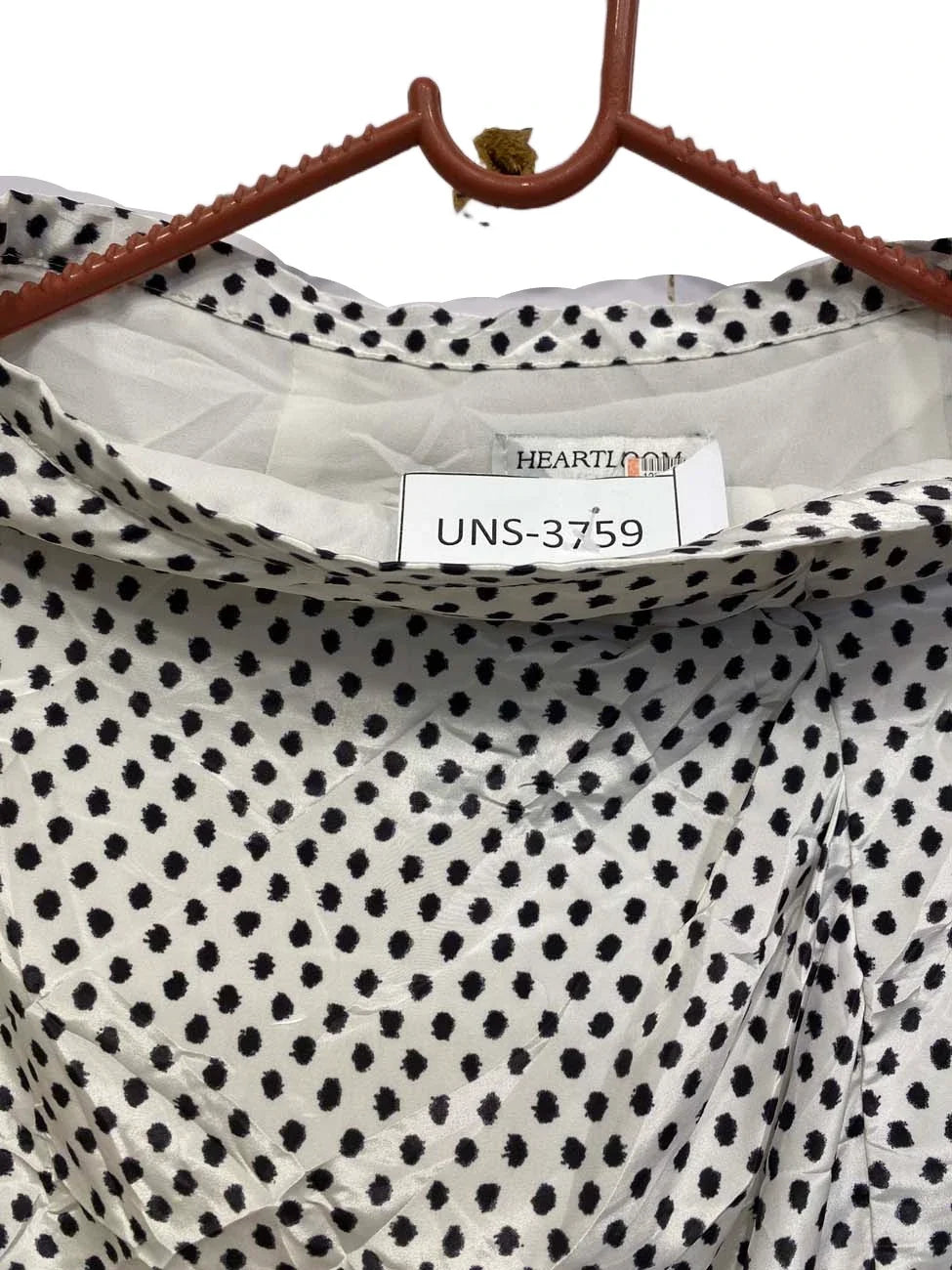 UNS-3759 ( Brand: HEART LOOM )