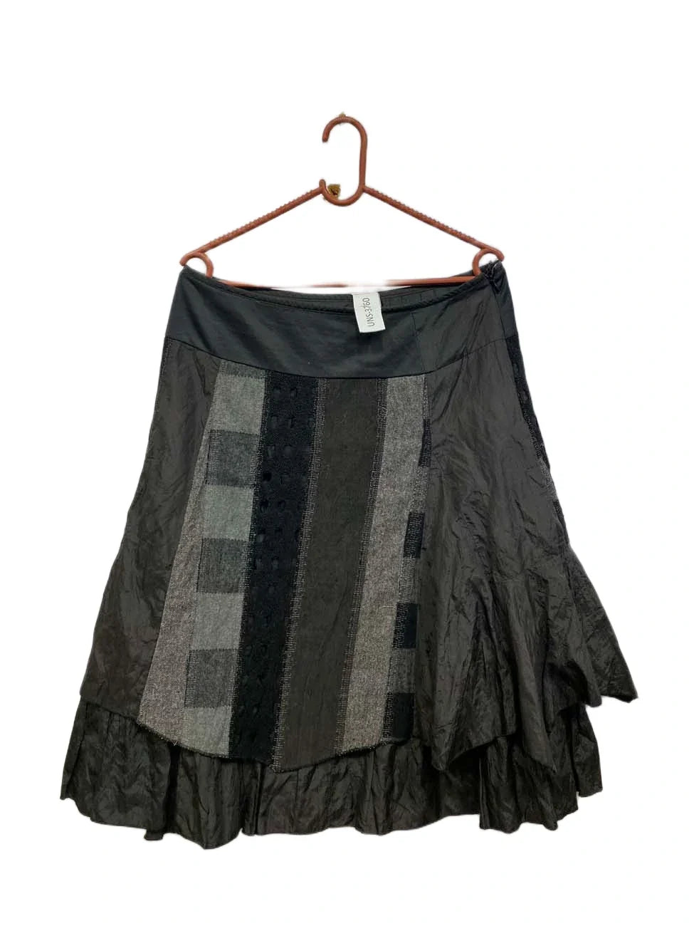 UNS-3760 ( Brand: JULIE GUERLANDE )