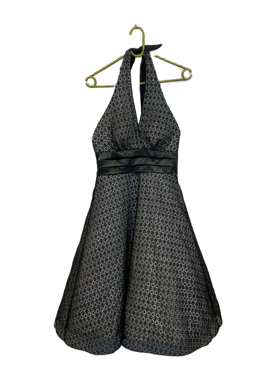 UNSD-1052 ( Brand: LE CHATEAU )
