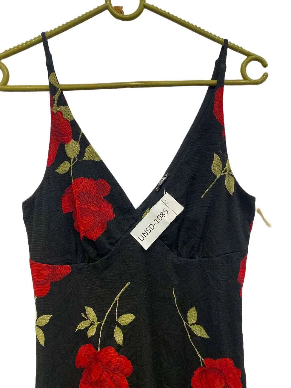 UNSD-1085 ( Brand: LE CHATEAU )