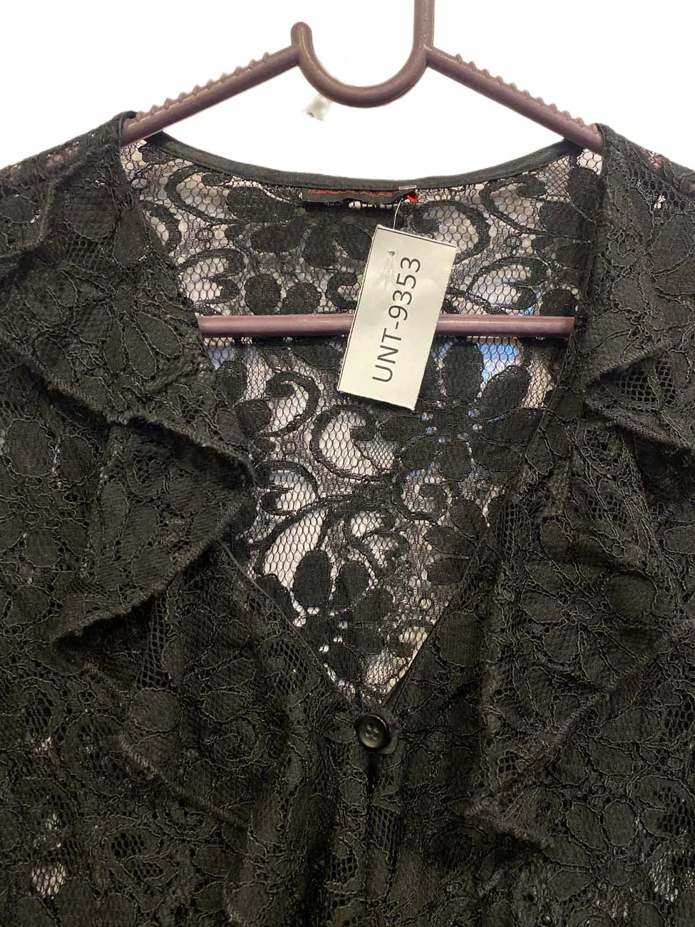 UNT-9353 ( Brand: MANDORLAMARA )