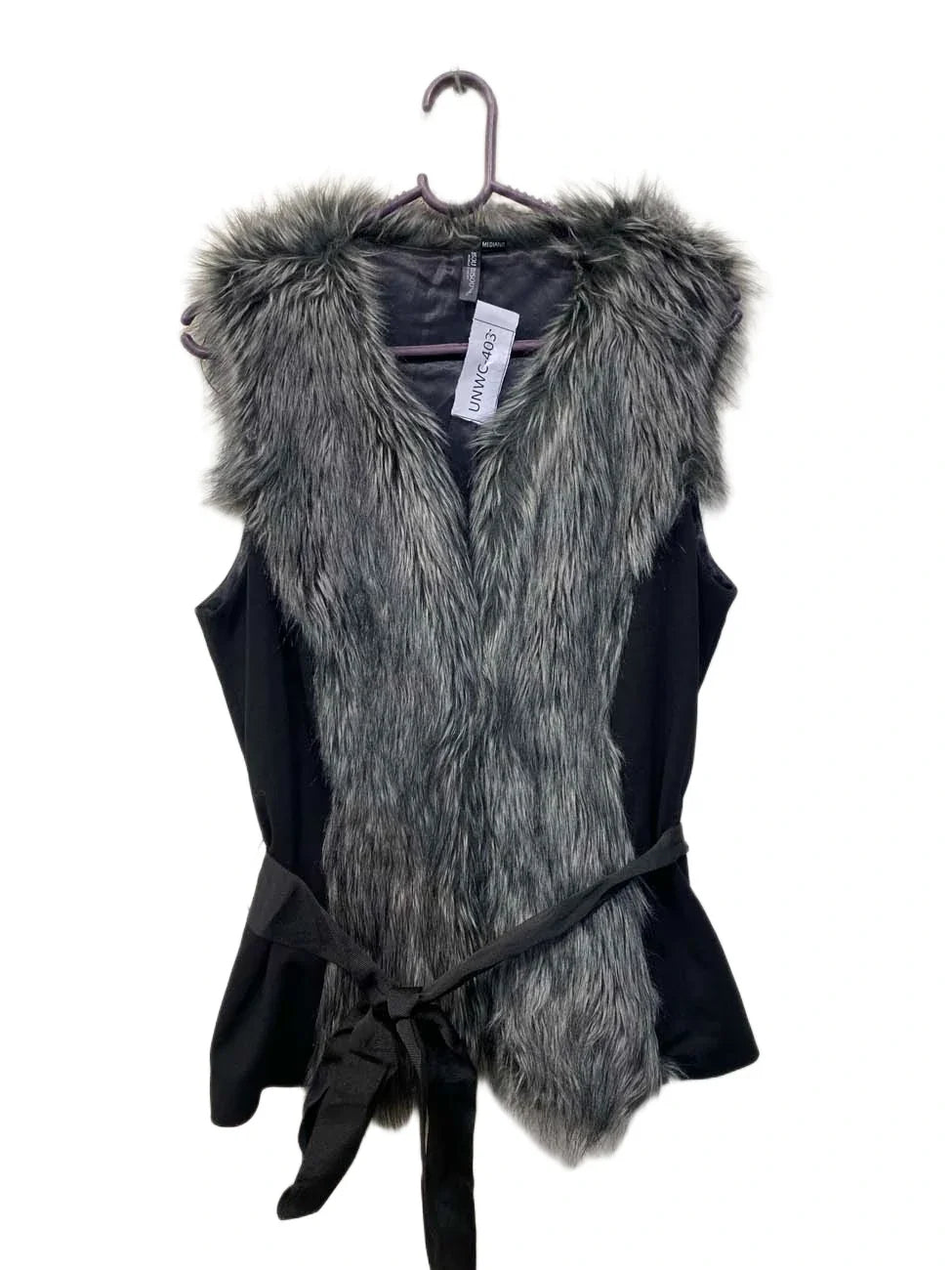 UNWC-403 ( Brand: BISOU BISOU )