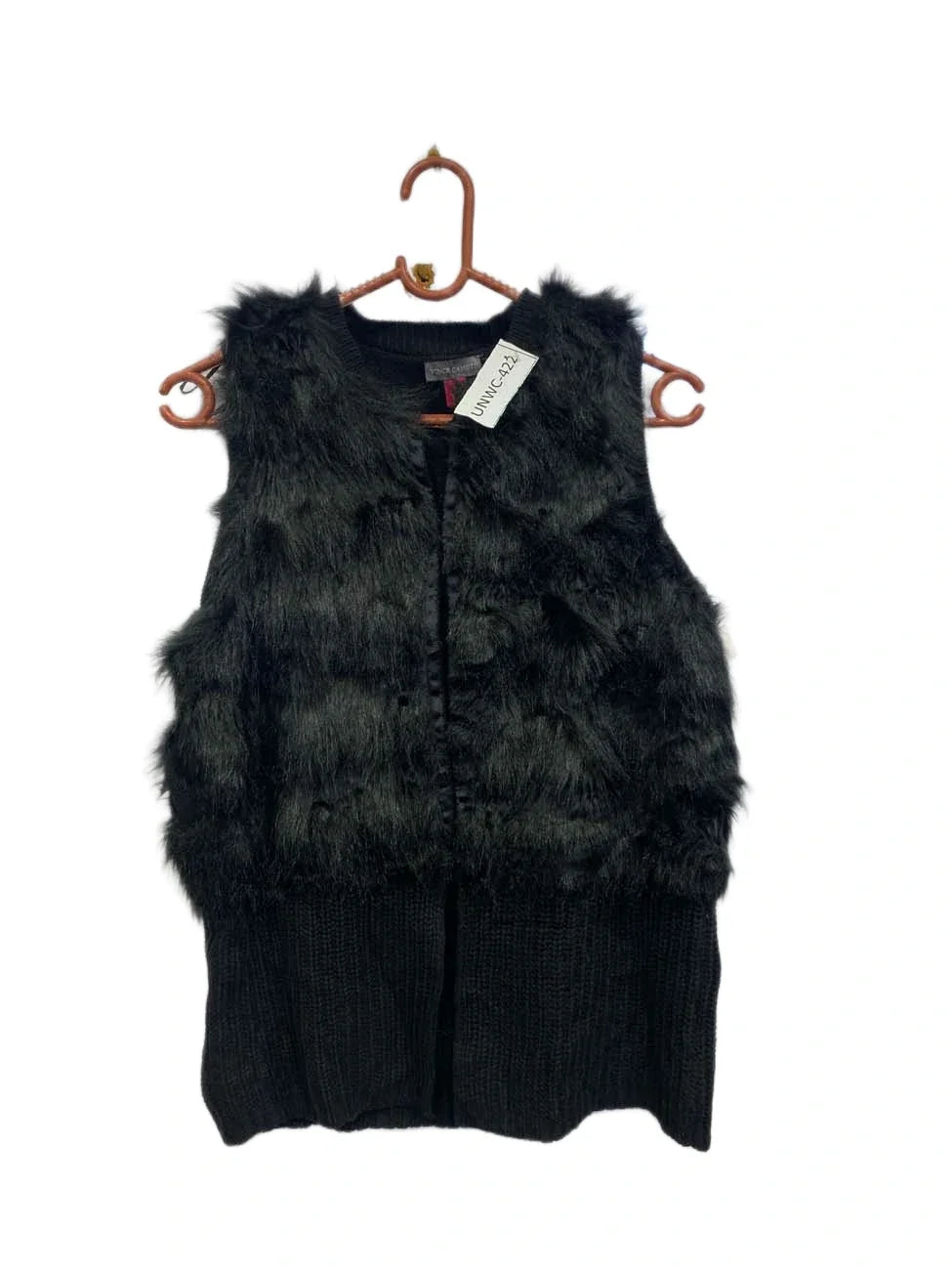 UNWC-422 ( Brand: VINCE CAMUTO )