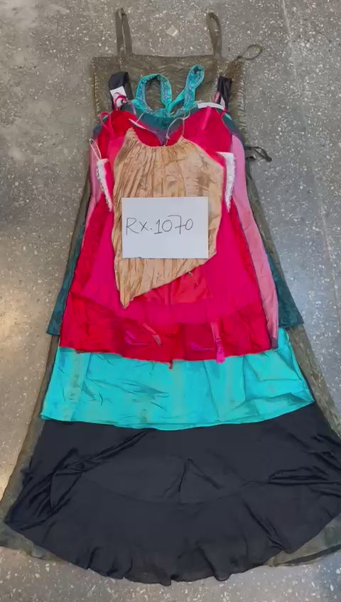 Load video: RX-B- 1070 - MATALLIC MOMENTS COLLECTION Bundle - 10 Pieces