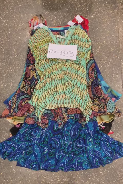 Load video: RX-B- 1113 - PRINTED DREAMS SET TOPS Bundle - 10 Pieces