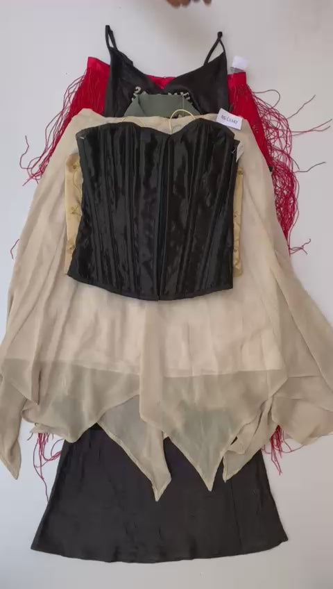 Load video: Mesh &amp; Silk Set