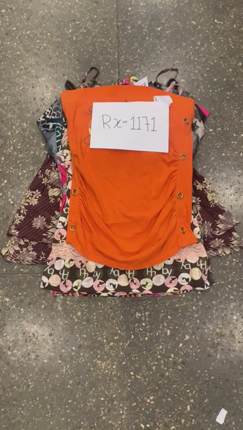 Load video: RX-B-1172 - PREPPY GIRLS WARDROBE Bundle - 10 Pieces