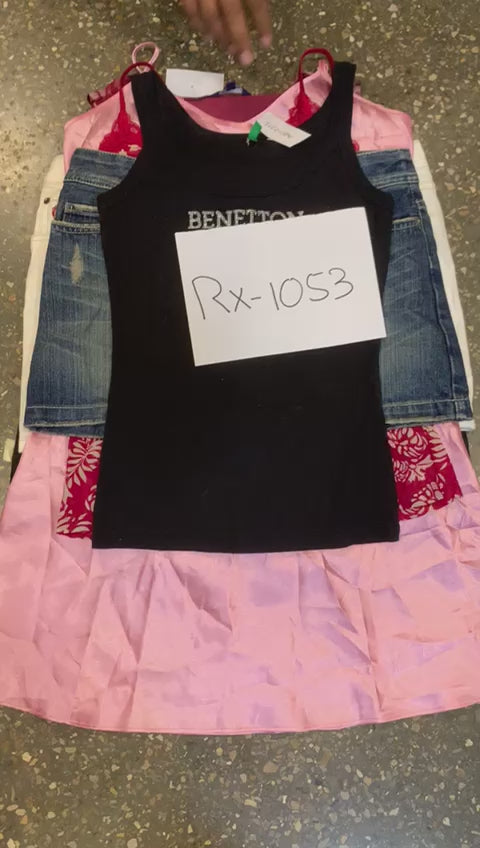 Load video: RX-B- 1053 - Y2K HOT GIRL SUMMER Bundle - 10 Pieces