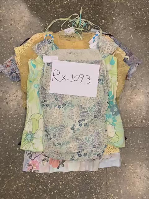 Load video: RX-B- 1093 - SOFT GIRL FLORAL Bundle - 08 Pieces